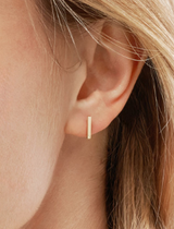 14kyg Bar Diamond Studs